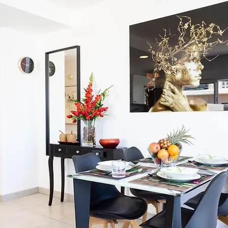 River El Galeon 公寓