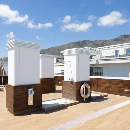 River El Galeon Apartmán *
