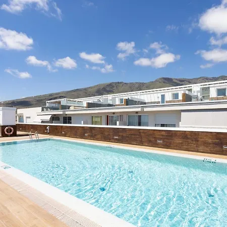 River El Galeon * 阿德耶